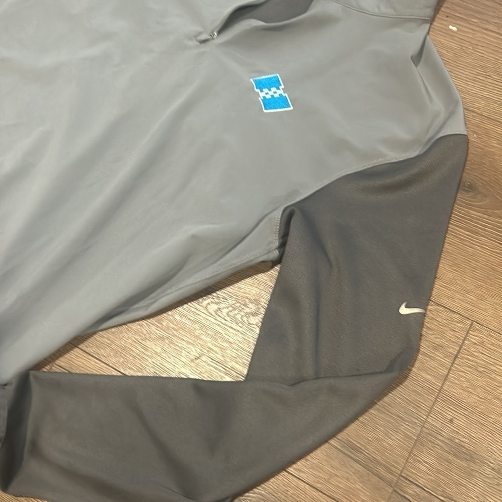 Nike Track Jacket ! Medium !! - Picture 2 of 6